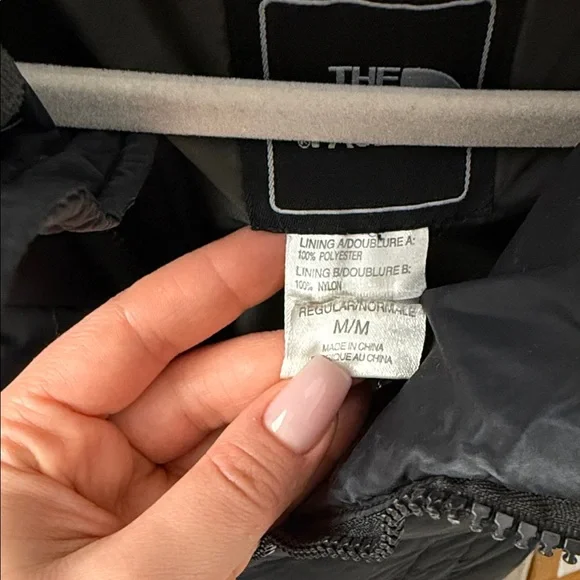 The North Face Black Jacket Teen Size M - Picture 3 of 5